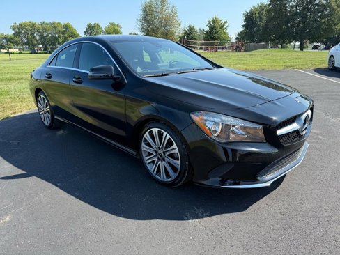 Used 2018 Mercedes-Benz CLA 250 image 3