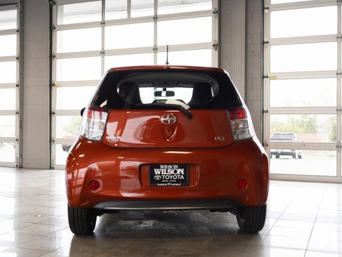 Used 2012 Scion iQ image 4