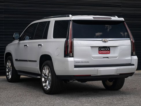 Used 2020 Cadillac Escalade Luxury image 3