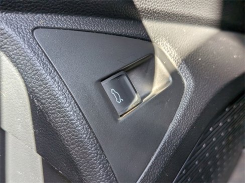 Used 2019 Volkswagen Jetta SE image 24