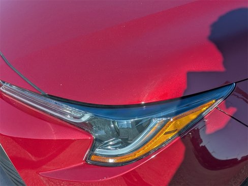 Used 2024 Toyota Corolla LE image 9