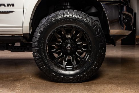 Used 2020 RAM 2500 Limited image 11