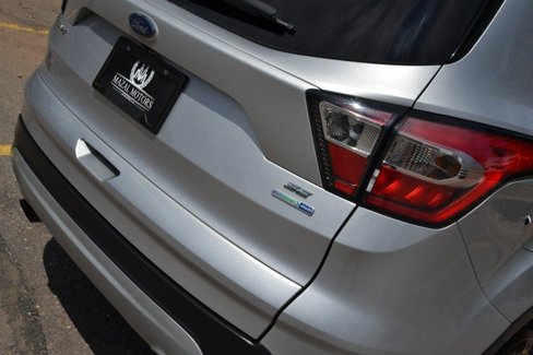 Used 2017 Ford Escape SE image 16