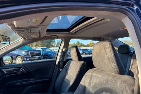 Used 2017 Honda Accord EX image 12
