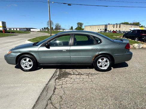 Used 2007 Ford Taurus SE image 10