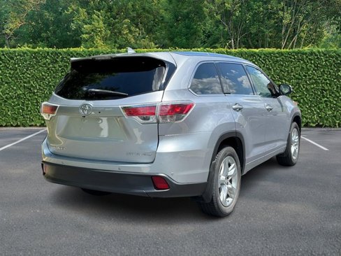 Used 2016 Toyota Highlander Limited image 3