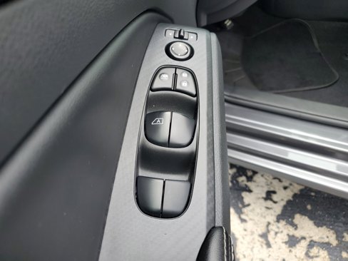 Used 2024 Nissan Altima 2.5 SV image 22