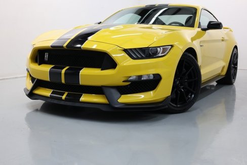 Used 2016 Ford Mustang Shelby GT350 w/ Technology Package image 49