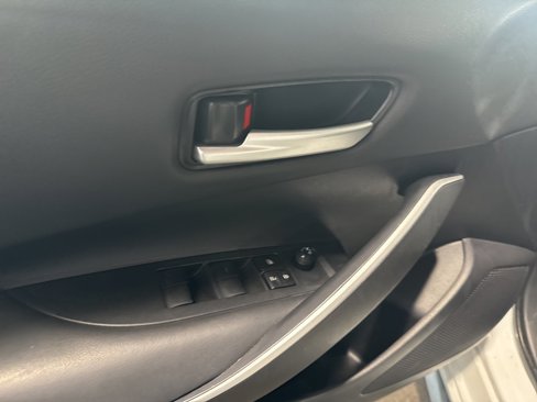 Used 2022 Toyota Corolla SE image 31