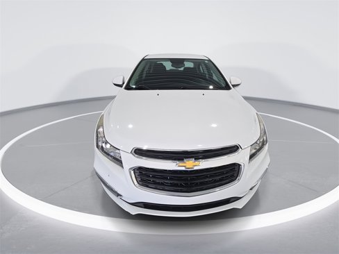Used 2016 Chevrolet Cruze LT image 3