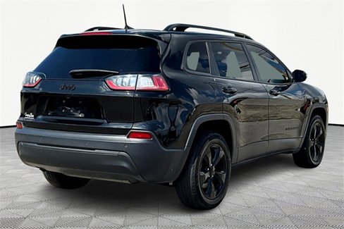 Used 2019 Jeep Cherokee Latitude Plus image 5