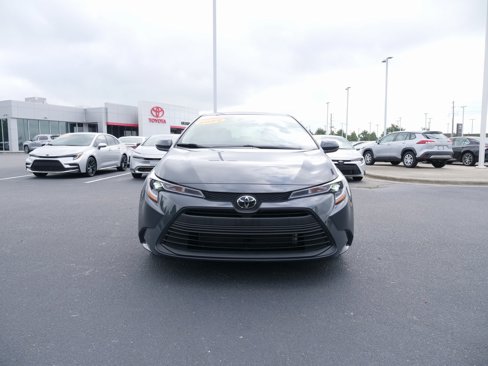 Used 2025 Toyota Corolla LE image 9