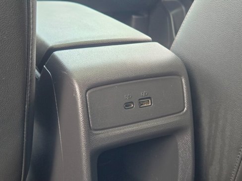 Used 2024 Chevrolet Trax RS w/ Sunroof Package image 15