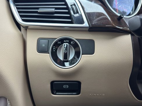 Used 2018 Mercedes-Benz GLE 350 image 24