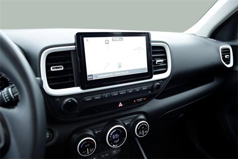 Used 2022 Hyundai Venue Limited image 22