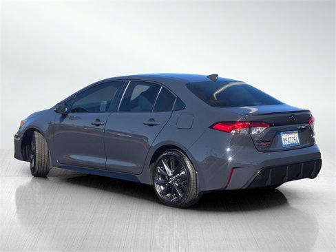 Used 2024 Toyota Corolla SE image 6