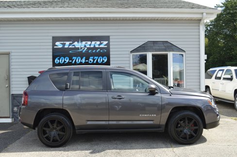 Used 2017 Jeep Compass Latitude image 6