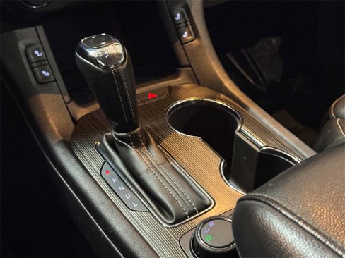 Used 2019 GMC Acadia SLT image 34