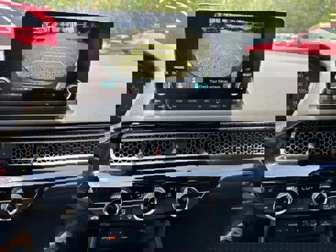Used 2025 Honda Civic Sport image 22