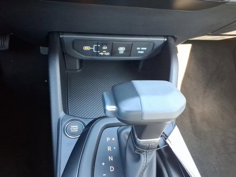 New 2025 Kia K4 LX image 15