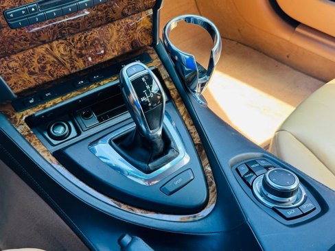 Used 2010 BMW 650i Convertible image 32