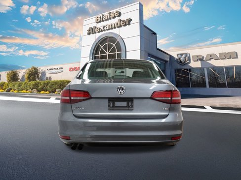 Used 2016 Volkswagen Jetta S image 6