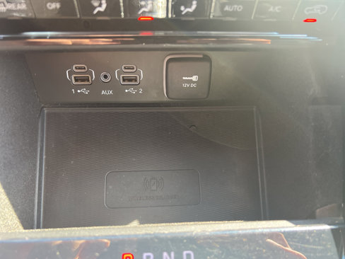 Certified 2022 Jeep Grand Cherokee L Overland w/ Luxury Tech Group IV image 43
