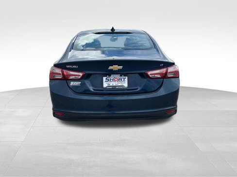 Used 2022 Chevrolet Malibu LT image 4