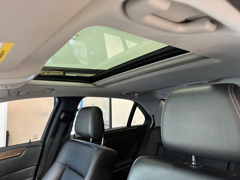 Used 2014 Mercedes-Benz E 350 Sedan image 21