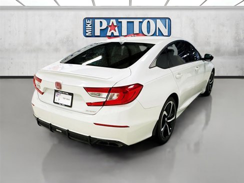 Used 2018 Honda Accord Sport image 7