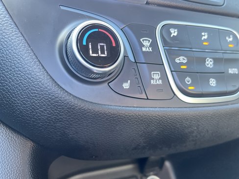 Used 2019 Chevrolet Equinox LT image 29