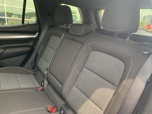 Used 2025 GMC Terrain Elevation image 13
