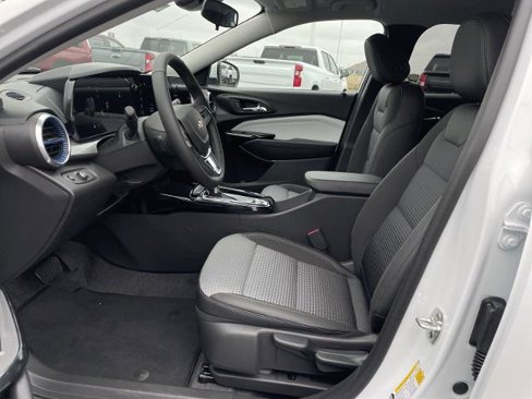 New 2025 Chevrolet Trax LT w/ Driver Confidence Package image 16