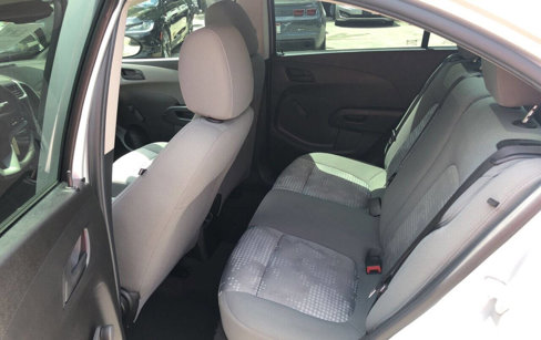 Used 2018 Chevrolet Sonic LS image 9