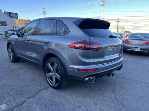 Used 2016 Porsche Cayenne S w/ Premium Package image 10