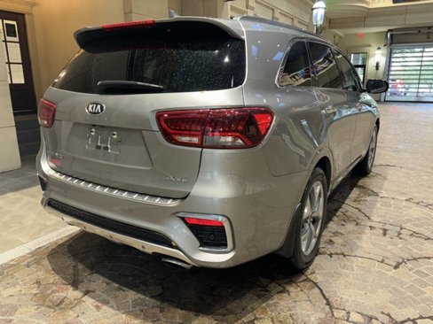 Used 2019 Kia Sorento SX w/ SX Touring Package image 3