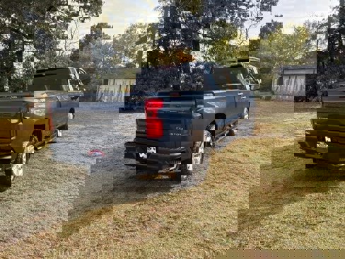 Used 2022 Chevrolet Silverado 1500 Custom image 15