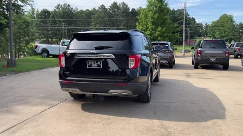 Used 2021 Ford Explorer XLT w/ Equipment Group 202A image 6