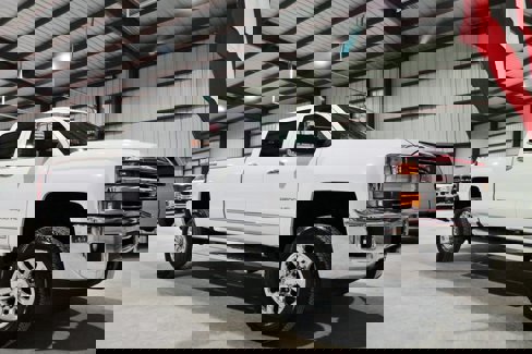Used 2018 Chevrolet Silverado 2500 LTZ w/ LTZ Plus Package image 16