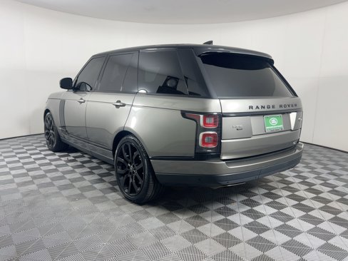 Used 2020 Land Rover Range Rover HSE image 3