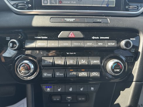 Used 2021 Kia Sportage EX w/ EX Technology Package image 21