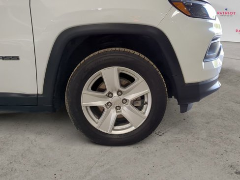Used 2022 Jeep Compass Latitude w/ Convenience Group image 18