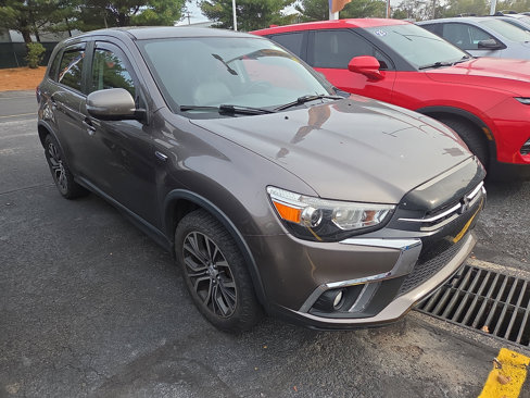 Used 2018 Mitsubishi Outlander Sport SE image 1