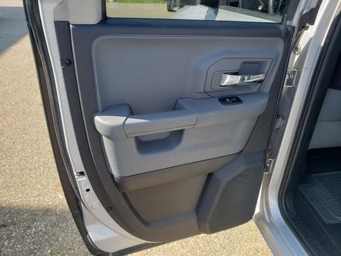 Used 2013 RAM 1500 Classic SLT image 16
