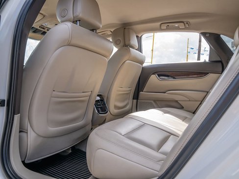 Used 2014 Cadillac XTS Luxury w/ Driver Awareness Package image 17