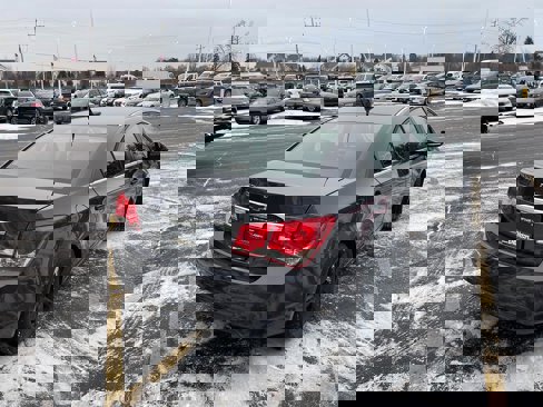 Used 2014 Chevrolet Cruze Diesel image 8