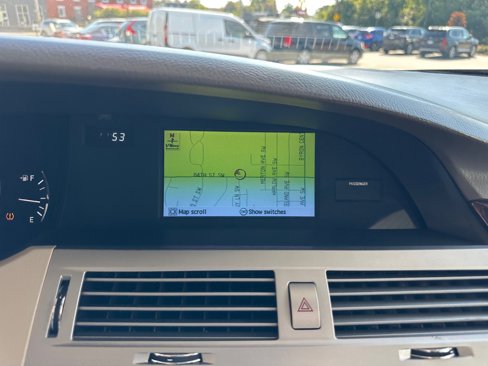 Used 2010 Toyota Avalon XL image 23