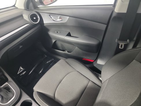 Certified 2023 Kia Forte LXS w/ LXS Technology Package image 22