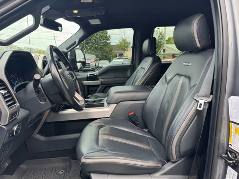 Used 2022 Ford F250 Platinum image 7
