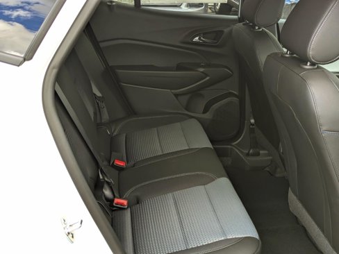New 2026 Chevrolet Trax LT image 24